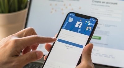 Cómo iniciar sesión en Facebook y activar los ajustes de seguridad