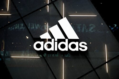 Adidas se enfrenta a sus peores resultados en 3 décadas