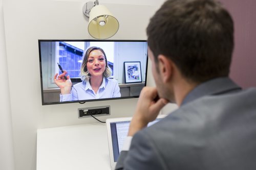 Las videoconferencias por Skype parecen estar al alza y se sitúan en la quinta posición.